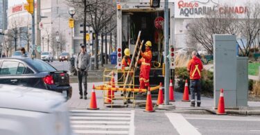 Easy Ways to Get a Job in Toronto