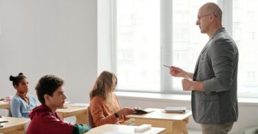 Teaching Jobs in the UK for Immigrants